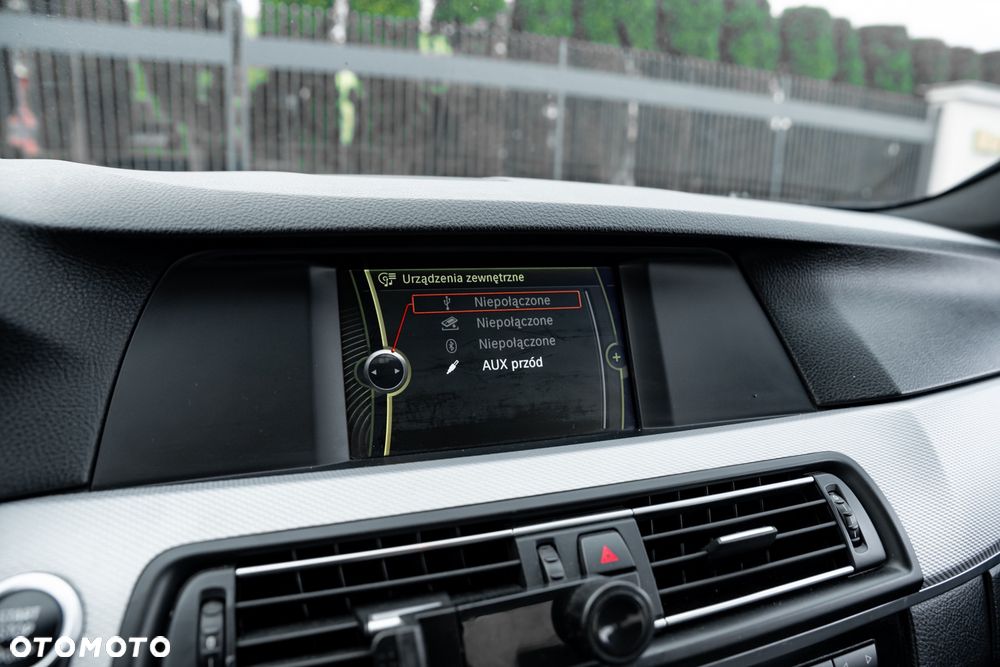 BMW Seria 5 ver-xdrive20d - 33