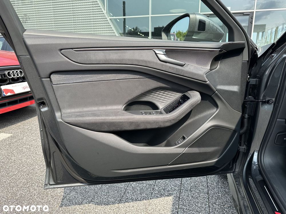 Audi A6 Avant - 10