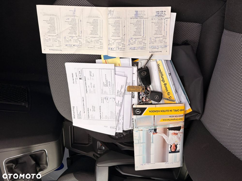 Opel Zafira 1.8 Sport - 30