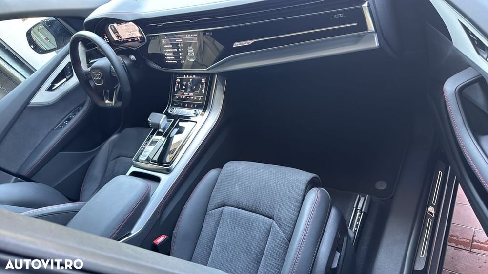 Audi Q8 - 9