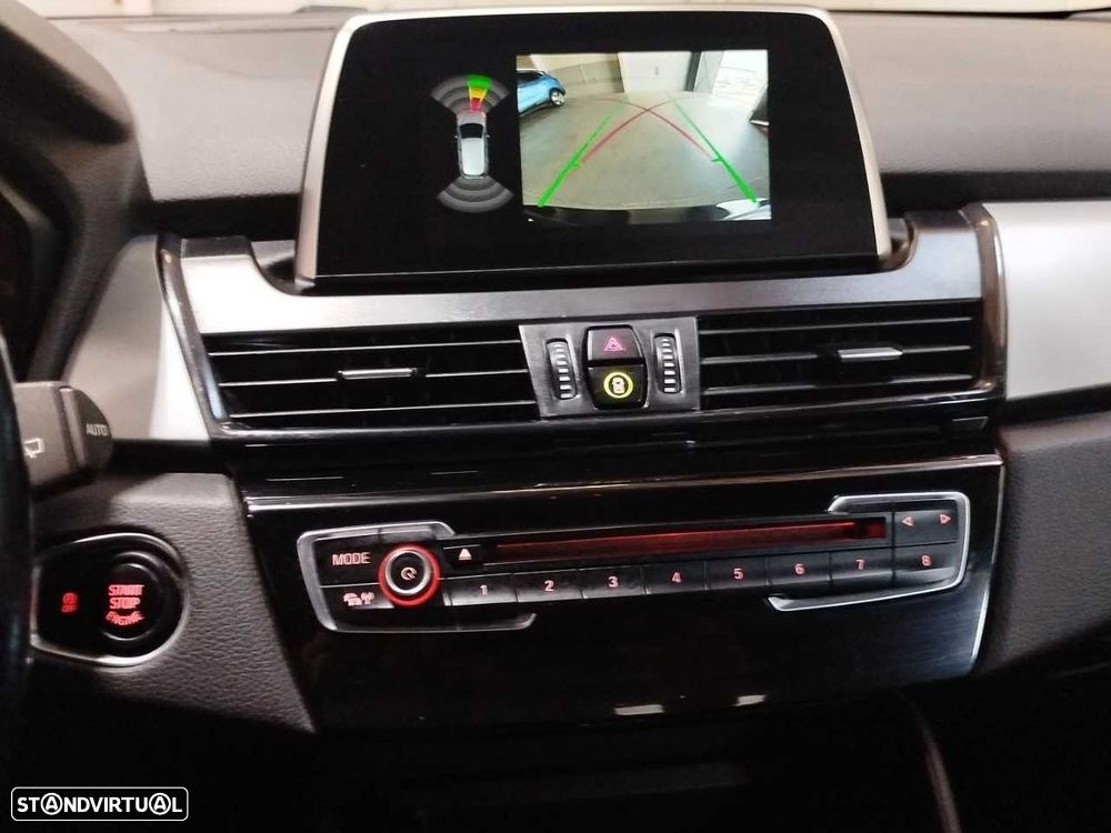 BMW 216 Active Tourer - 17