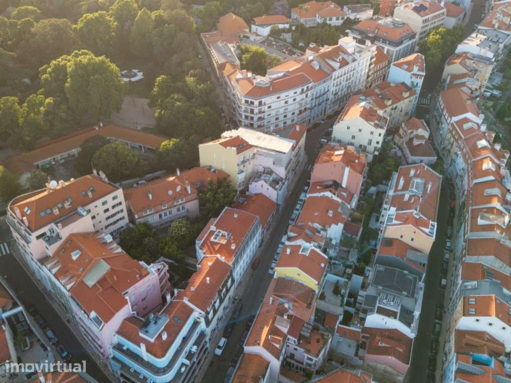 Investimento - Venda conjunta de 2 Prédios na Estrela, Lisboa - Grande imagem: 4/13