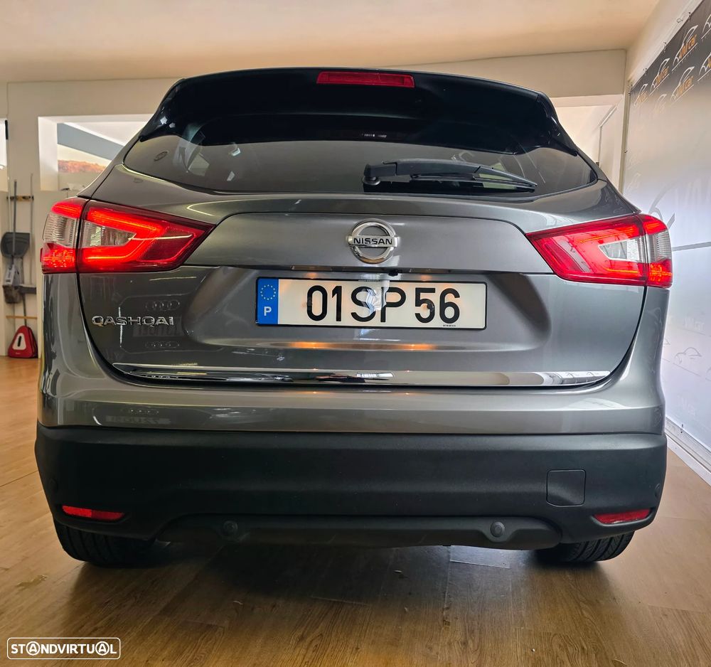 Nissan Qashqai 1.5 dCi N-Vision RS - 12