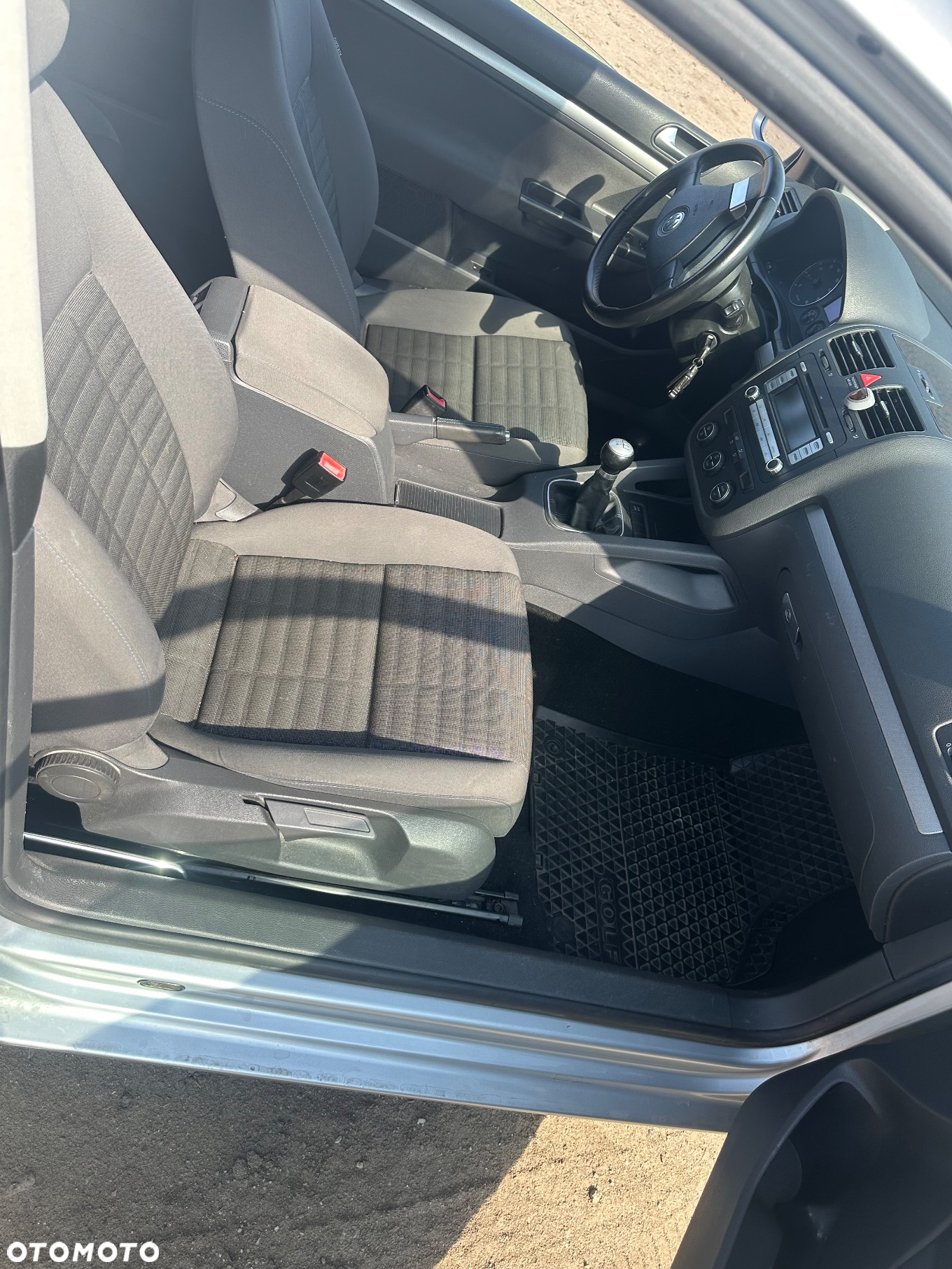 Volkswagen Golf V 1.4 Comfortline - 17