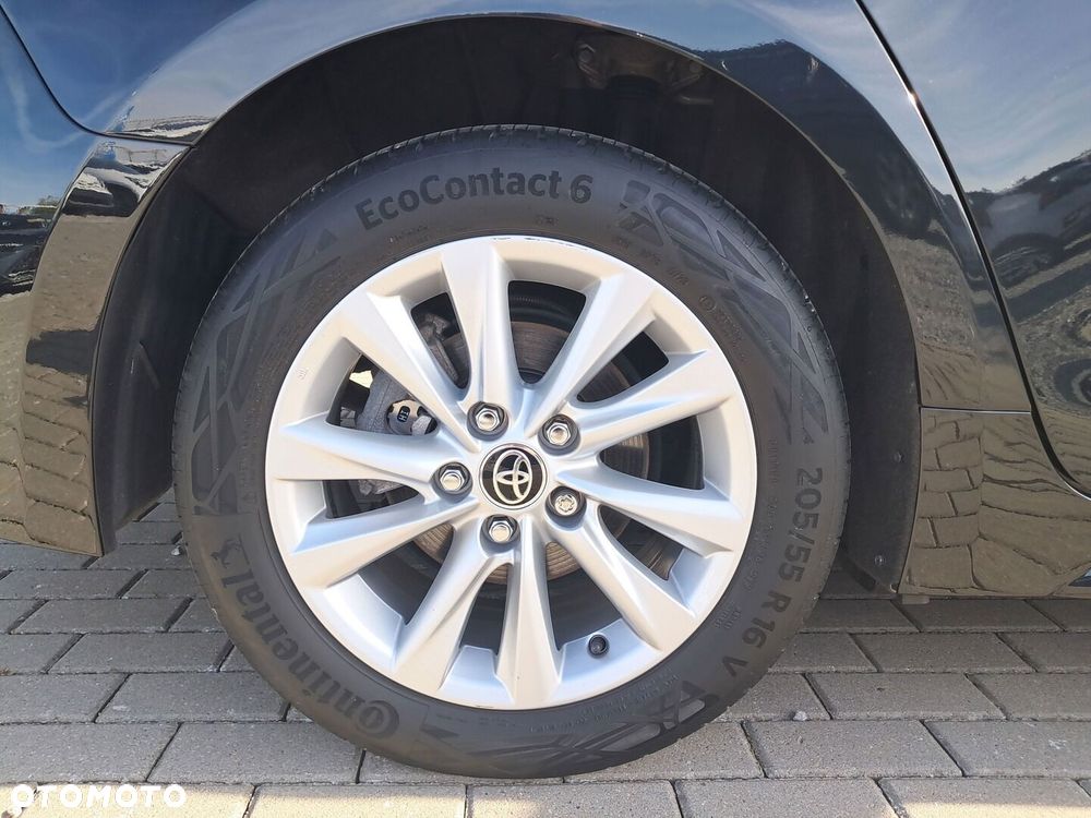 Toyota Corolla 1.8 Hybrid Comfort - 24