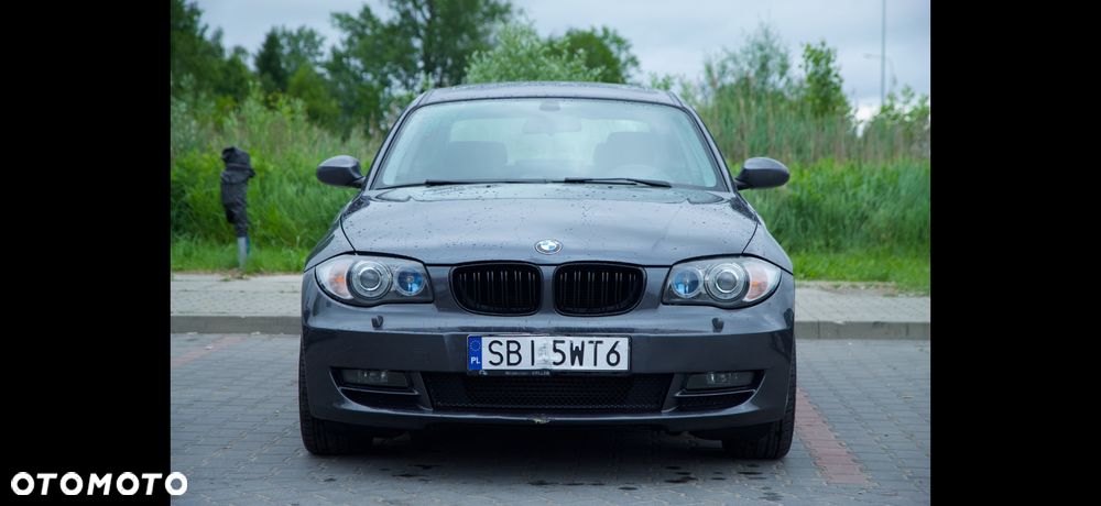 BMW Seria 1 120d DPF - 4
