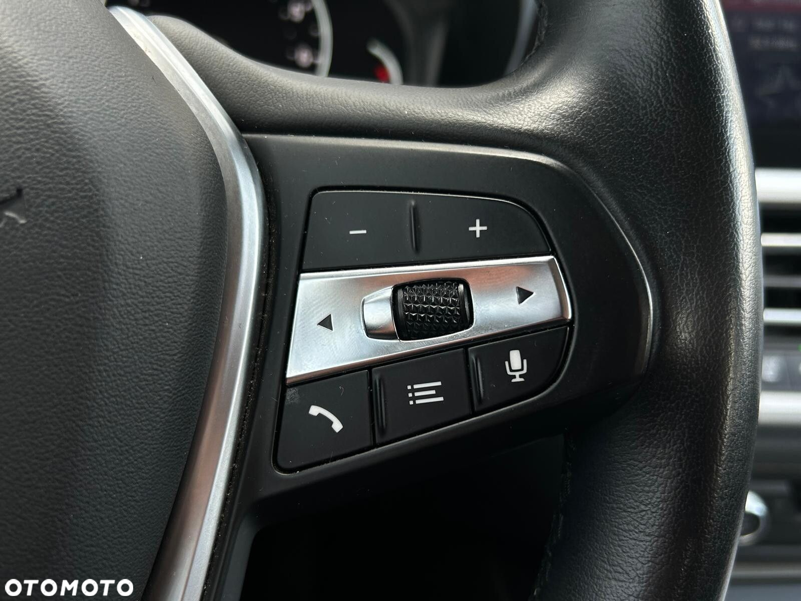 BMW Seria 3 320i Advantage - 21