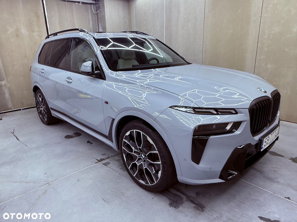 BMW X7 - 16