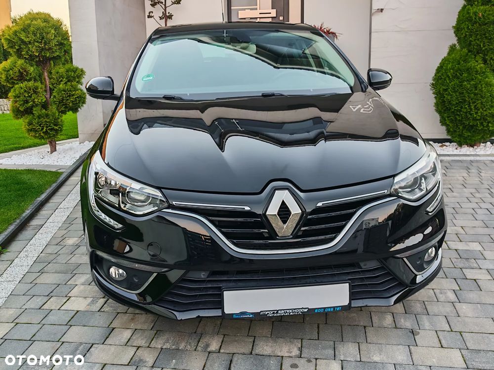 Renault Megane TCe 140 GPF LIMITED - 3