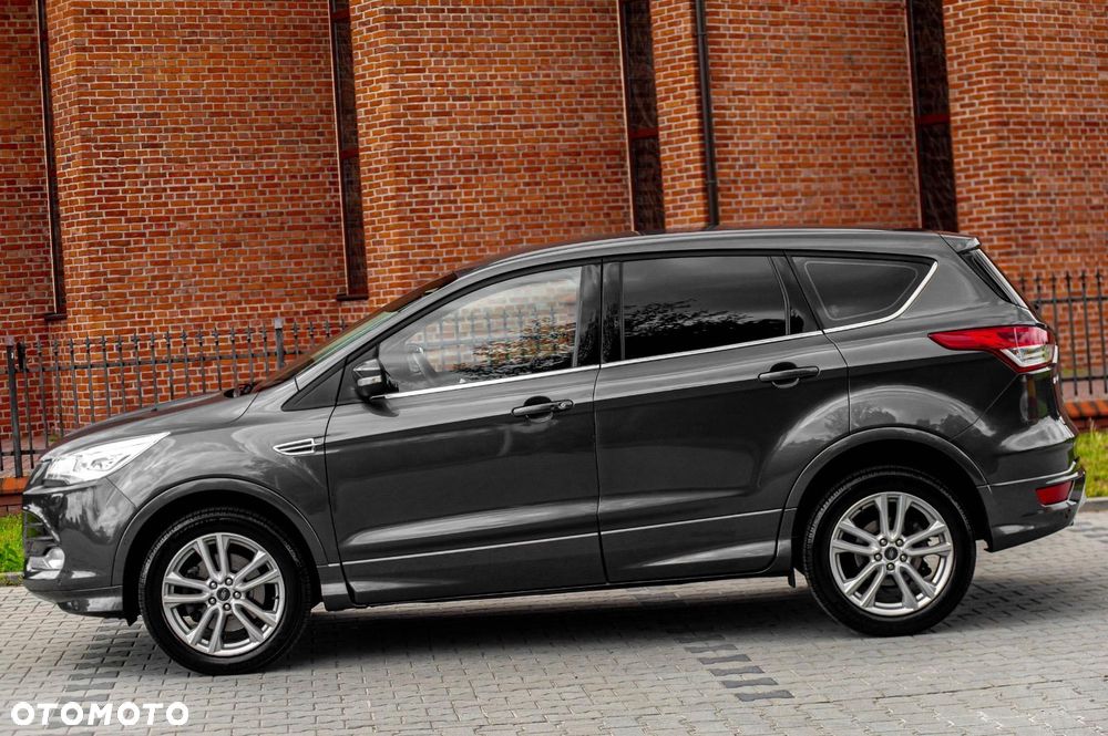 Ford Kuga 1.5 EcoBoost 4x4 Titanium - 9