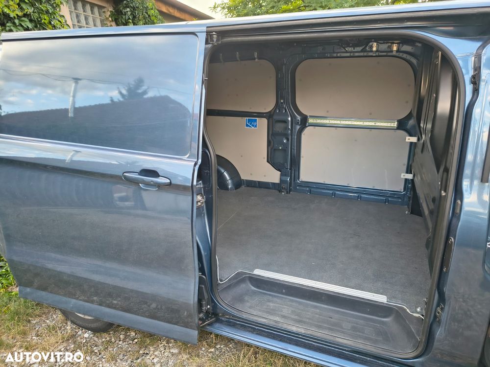 Ford Transit Custom - 3