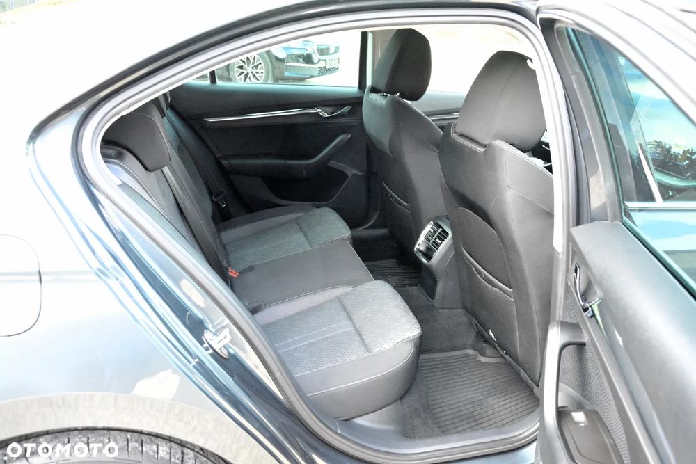 Skoda Octavia 1.5 TSI e-Tec Style DSG - 35