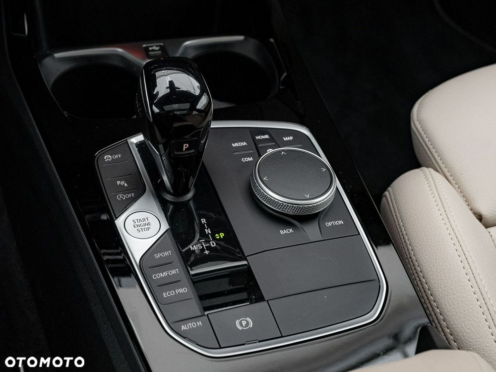 BMW Seria 2 220i xDrive Sport Line - 19