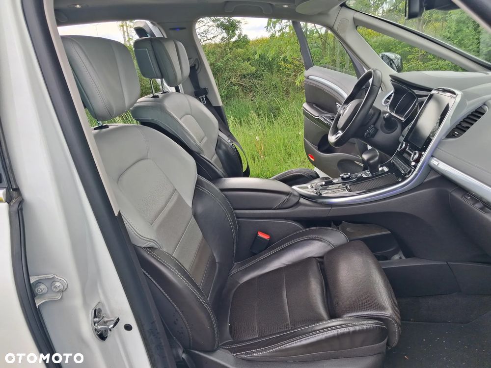 Renault Espace 1.6 dCi Energy Initiale Paris EDC 7os - 15