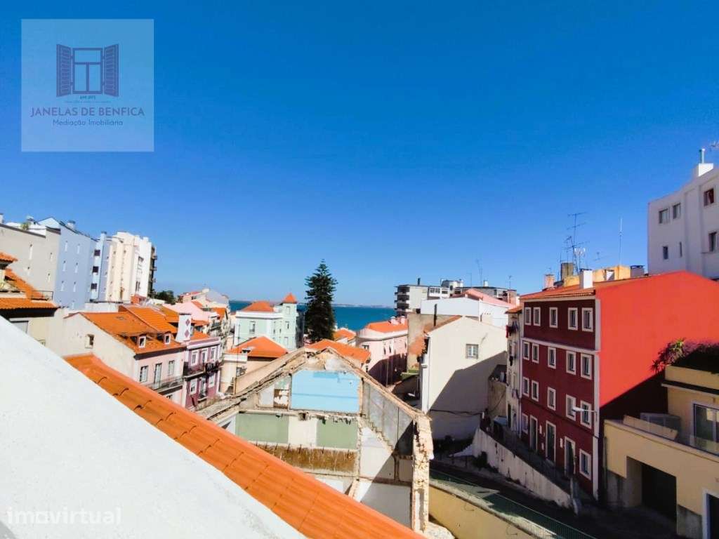 T2 Renovado, São Vicente, Lisboa. Equipado e mobilado - Grande imagem: 3/9