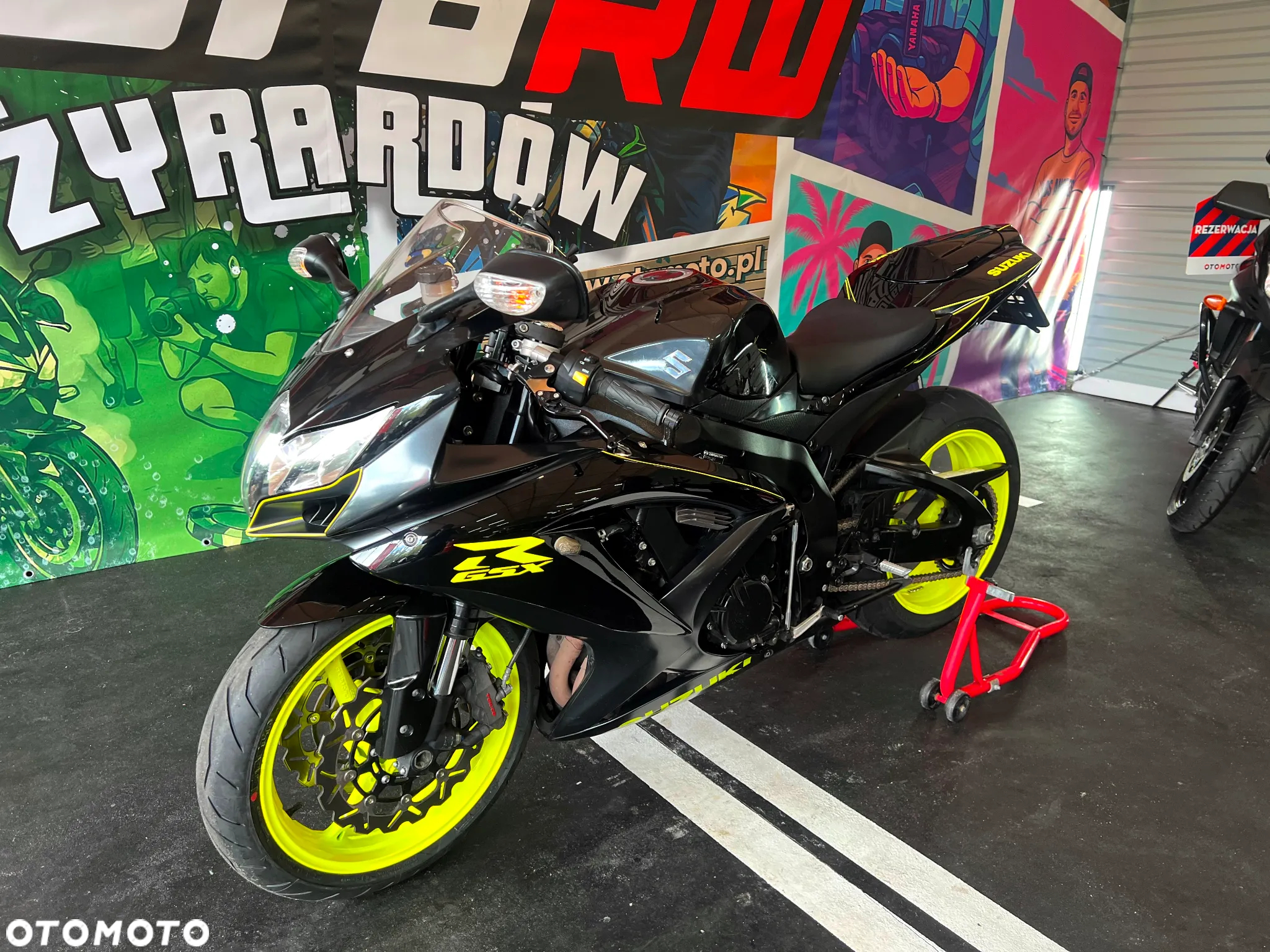 Suzuki GSX-R - 26