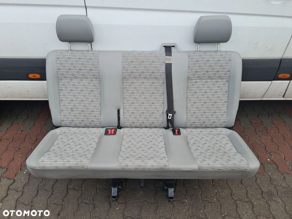 VW T5 LIFT fotel trójka ławka tył 3rząd PALACE - 1