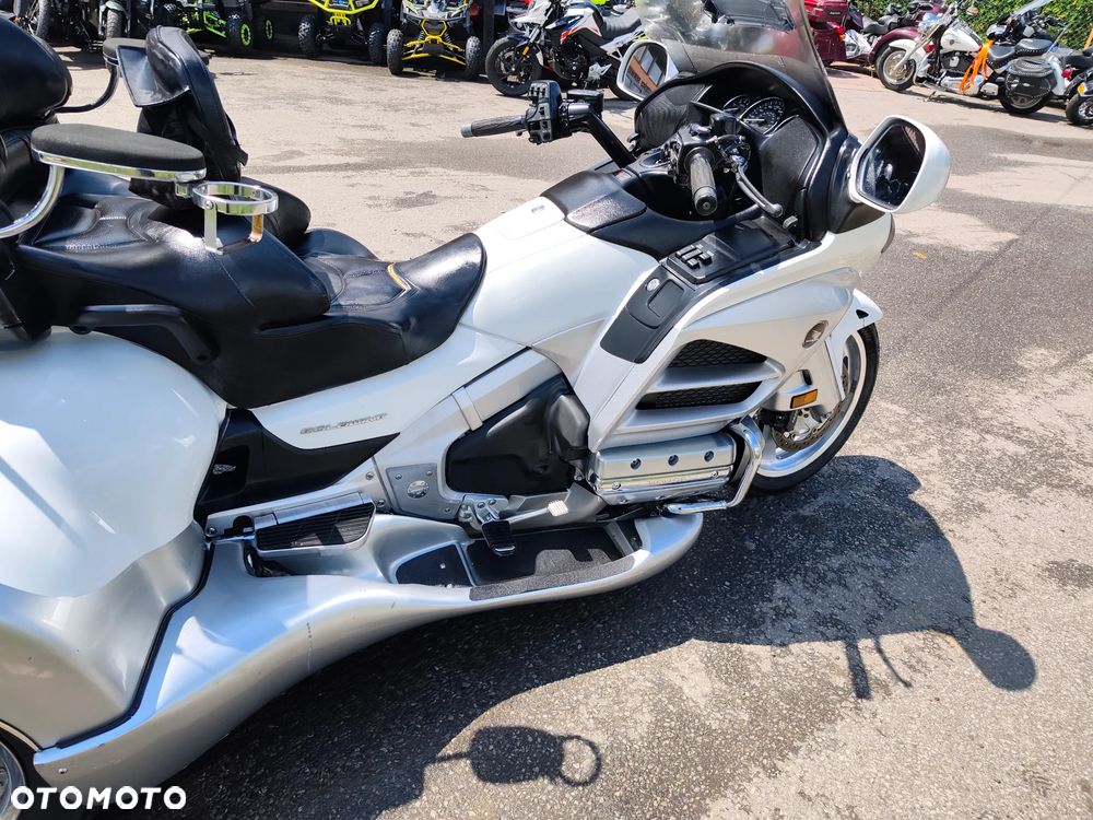 Honda GL - 36