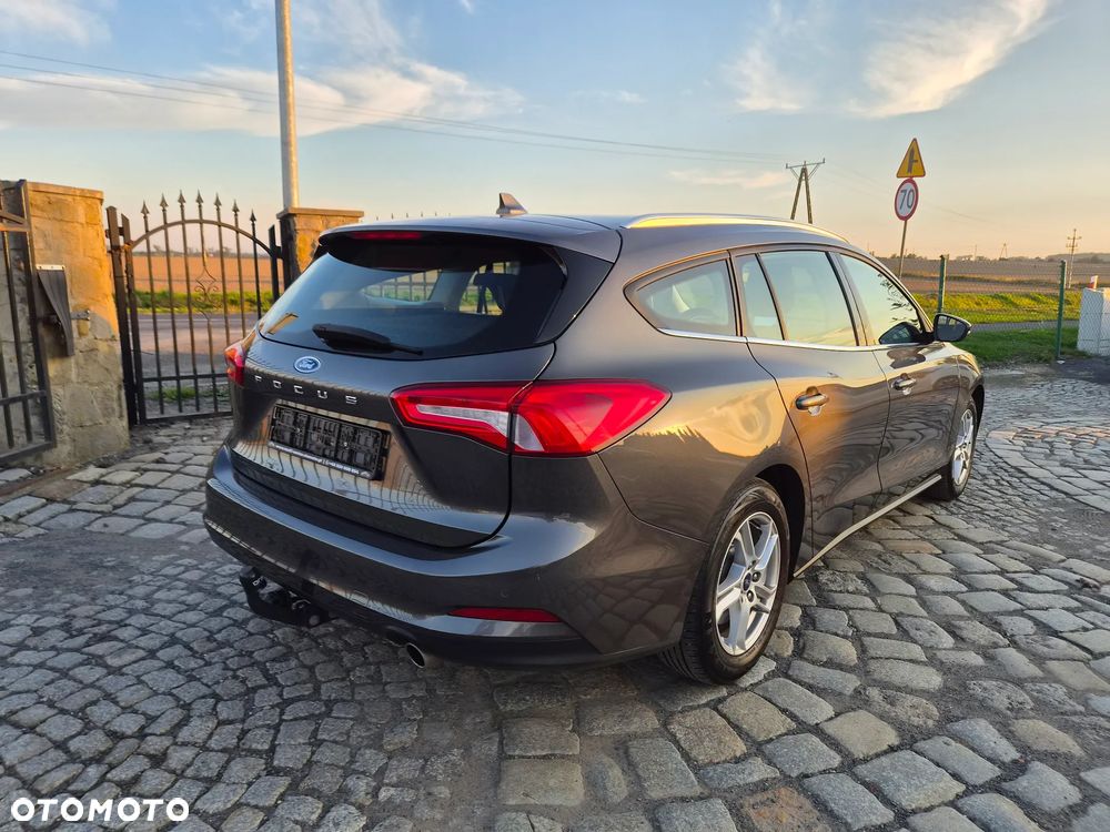 Ford Focus 2020 photo 5