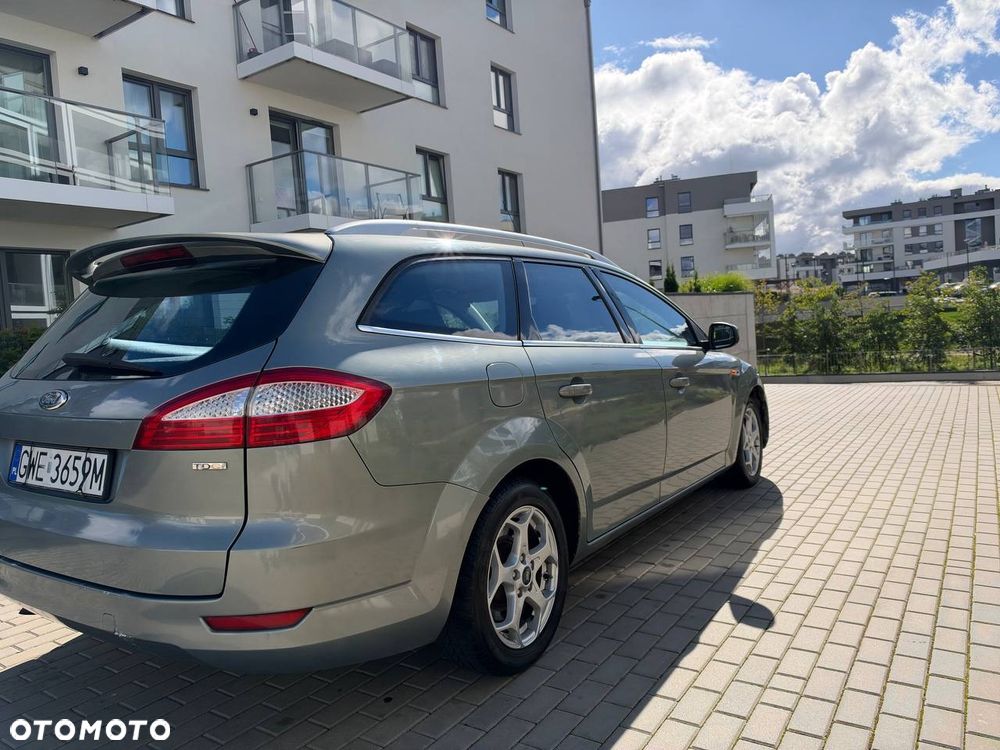 Ford Mondeo - 8