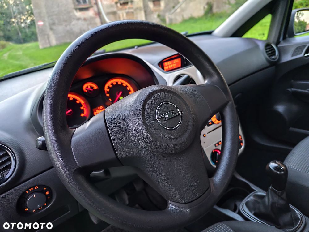 Opel Corsa 1.2 16V Easytronic Cosmo - 8