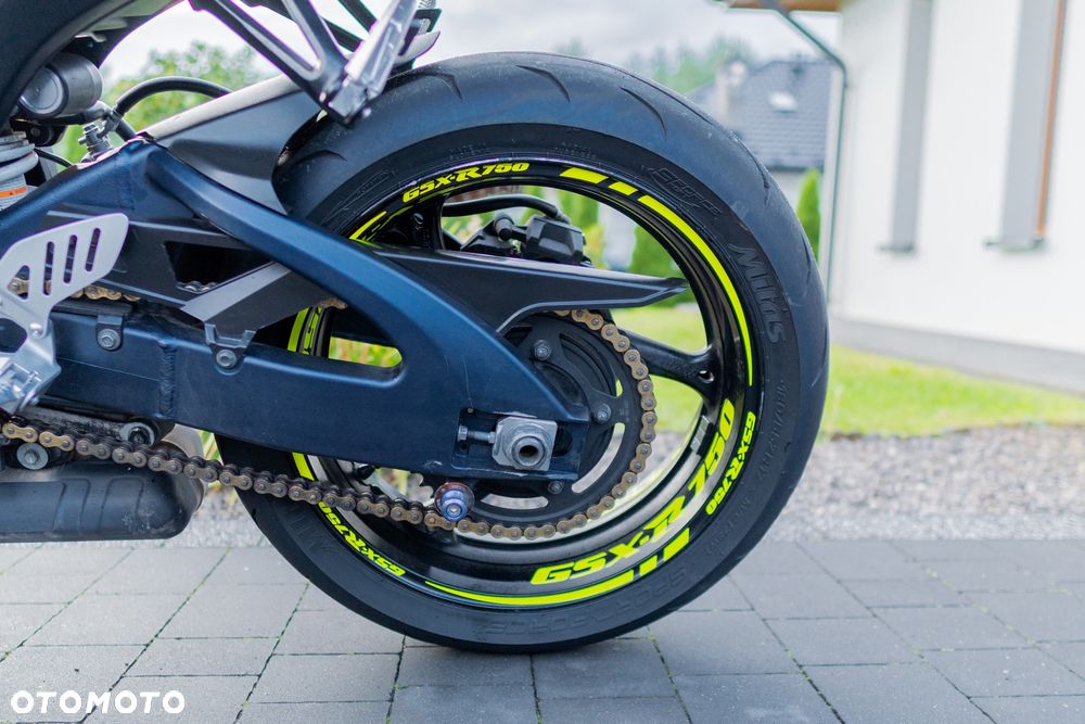 Suzuki GSX-R - 29