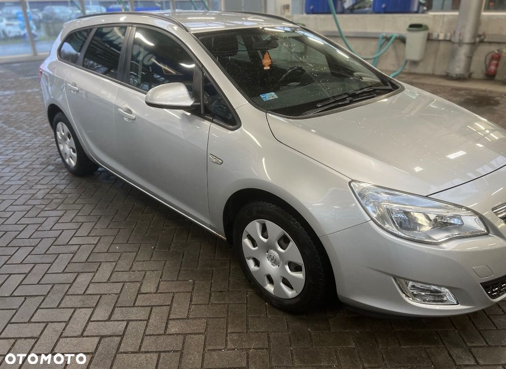 Opel Astra 1.4 Turbo Sports Tourer - 5