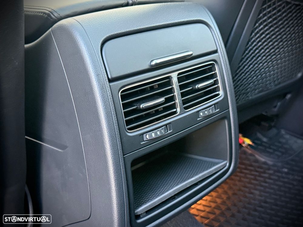 VW Touareg 3.0 TDI V6 Top Tiptronic - 38