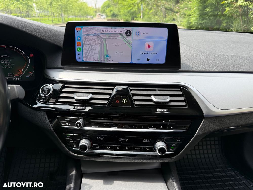 BMW Seria 5 518d Aut. - 12