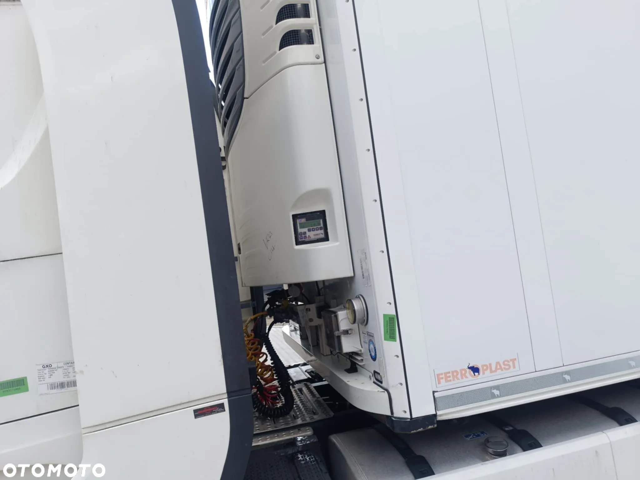 Schmitz Cargobull Chłodnia 2018 rok Nowe Opony, oś podnoszona, paleciary Idealna - 29