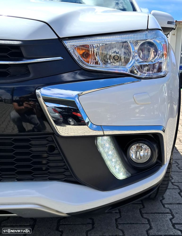 Mitsubishi ASX 1.6 DI-D Instyle Connect Edition - 19
