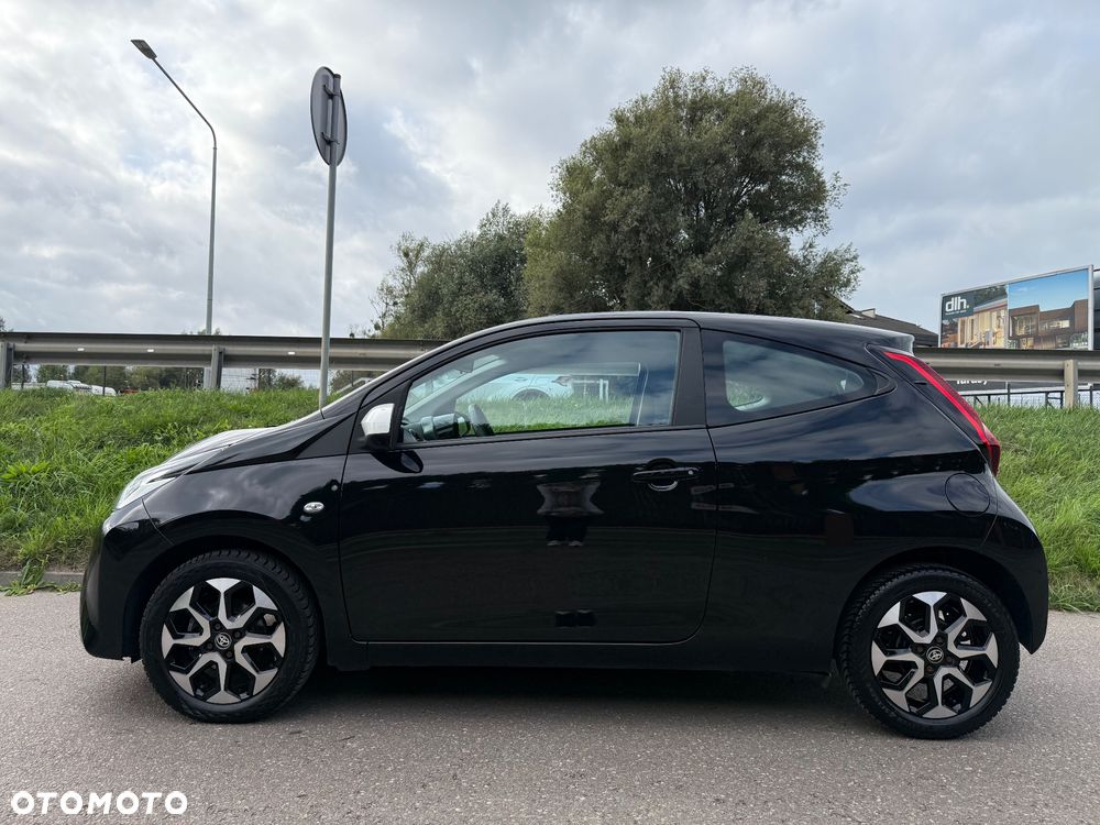 Toyota Aygo x-play - 13