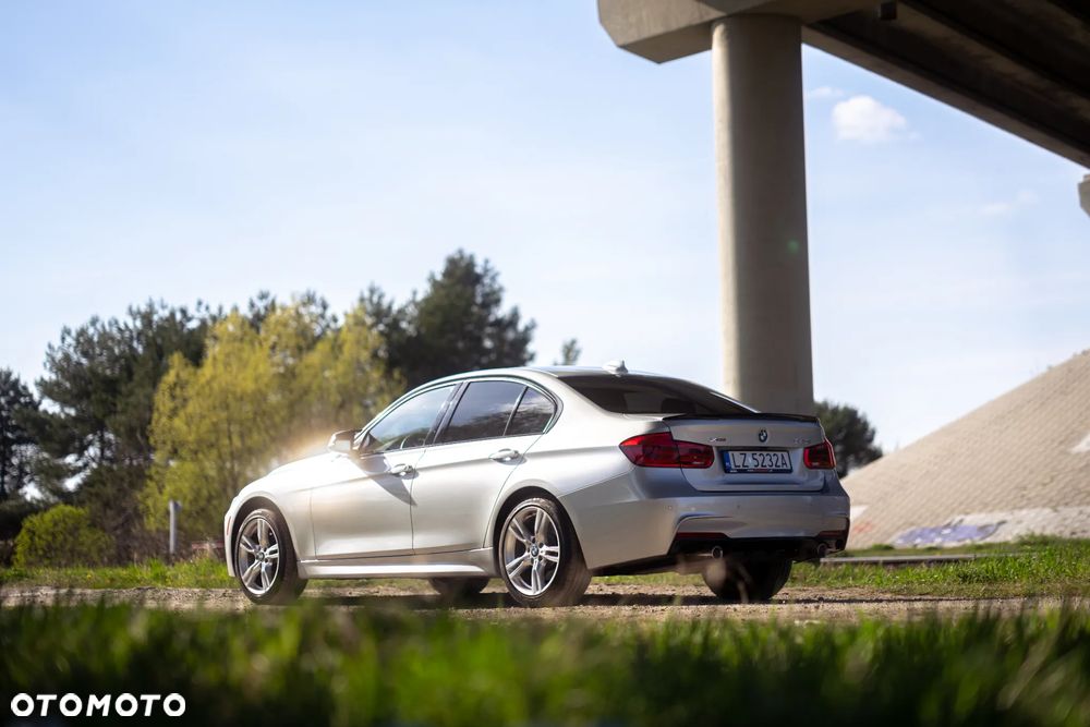 BMW Seria 3 340i xDrive Edition M Sport Shadow - 4
