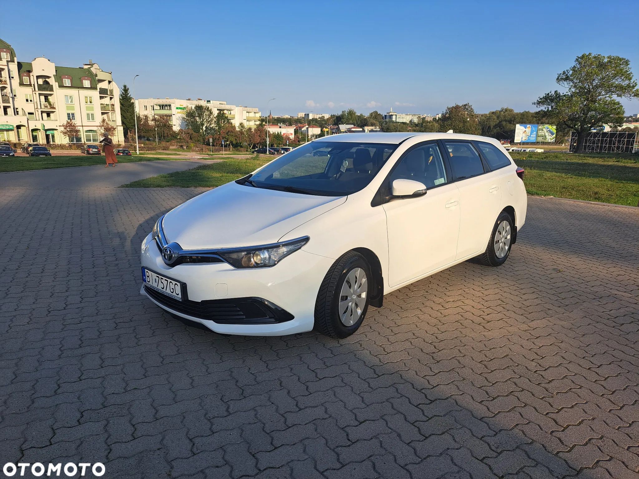 Toyota Auris - 1