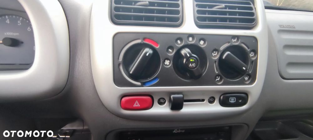 Suzuki Ignis 1.3 - 12