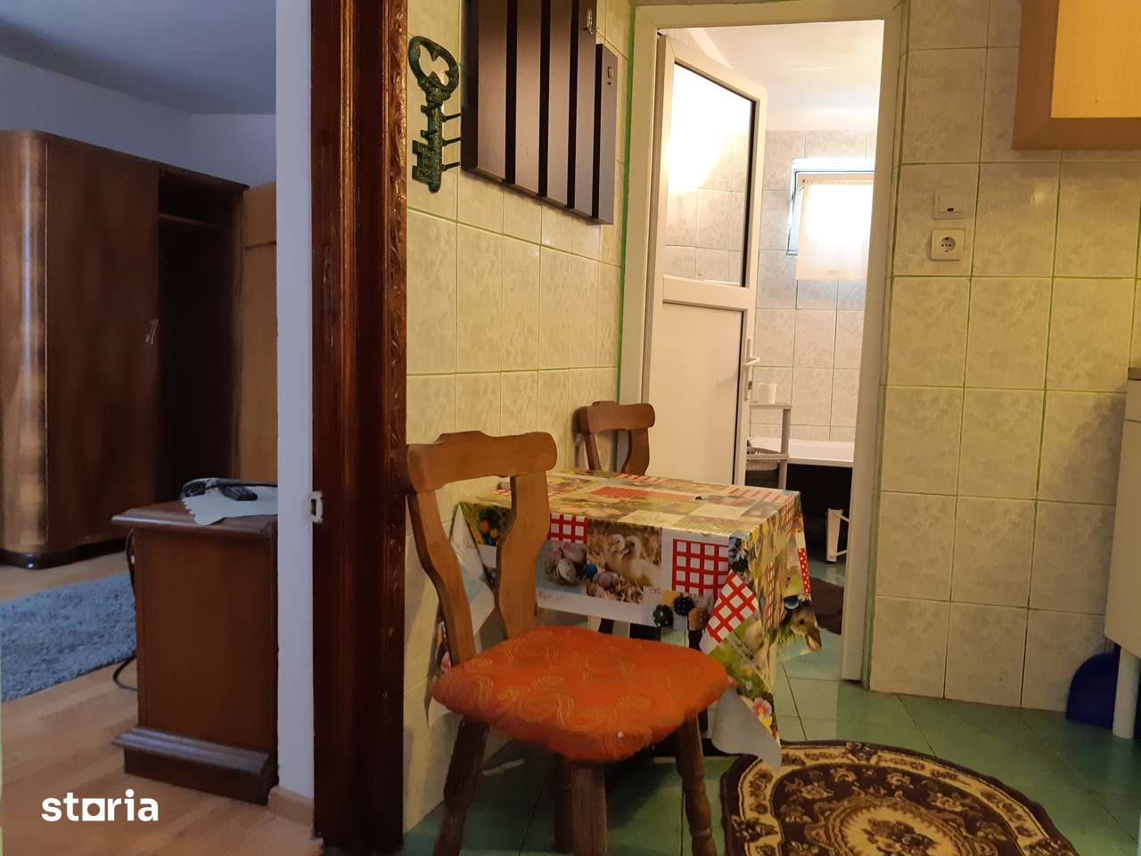 Garsoniera MODESTA mobilata si utilata, garantie 500 lei, vila Orizont - Imagine principală: 3/4