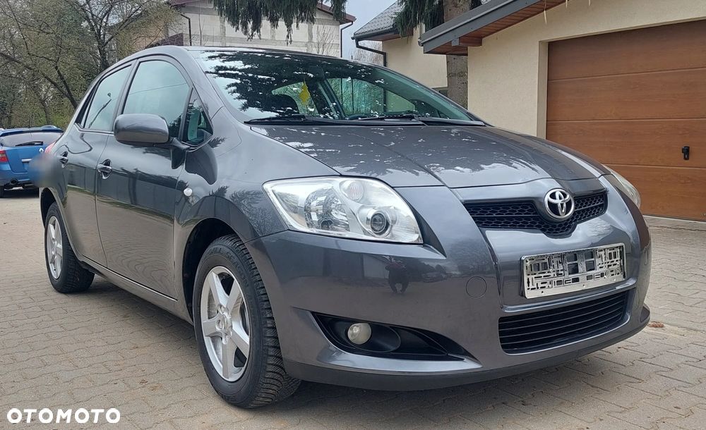 Toyota Auris 1.4 D-4D - 3