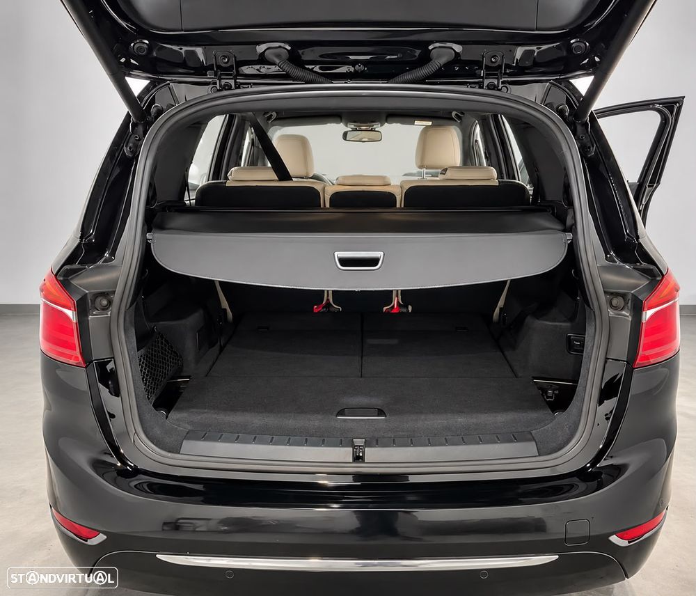 BMW 218 Gran Tourer - 4
