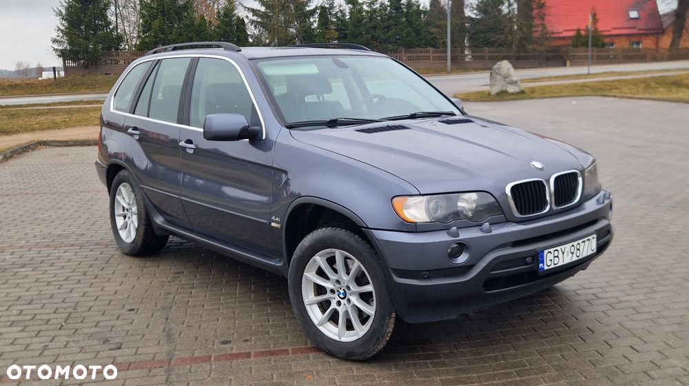 BMW X5 4.4i - 3