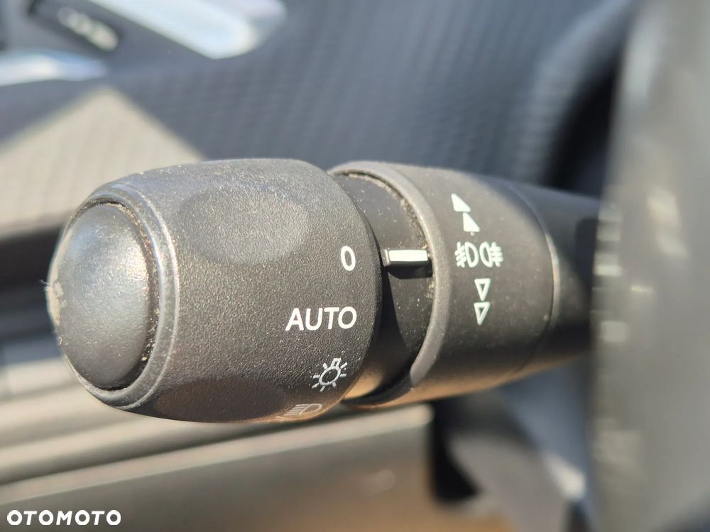 Peugeot 2008 120 VTI Allure - 37