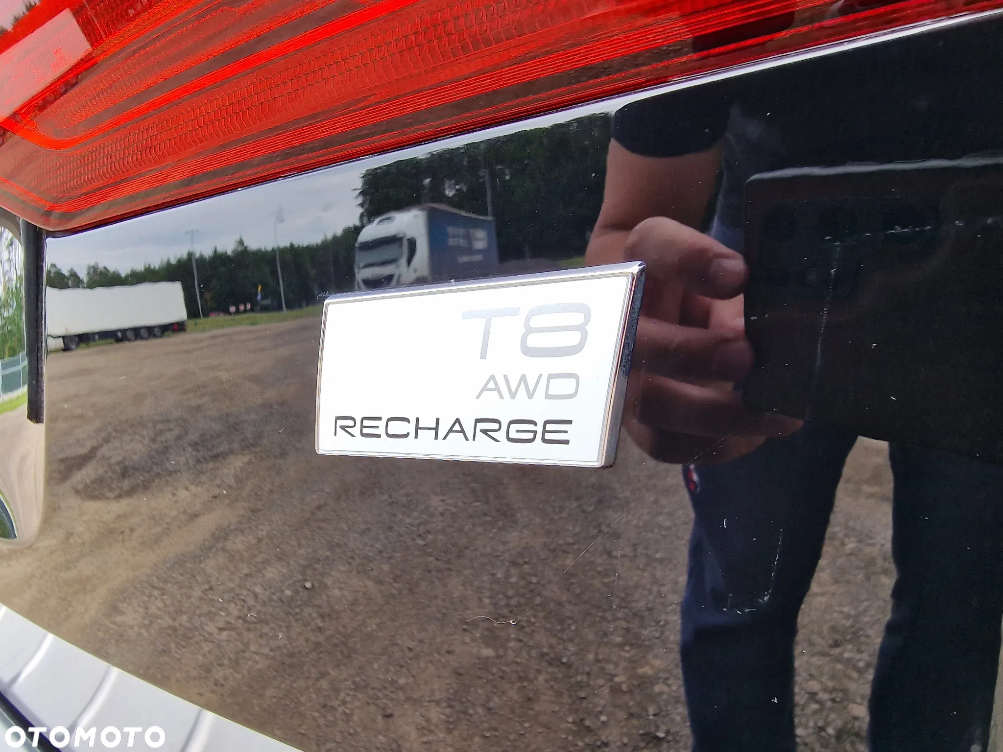 Volvo XC 60 T8 Plug-In Hybrid AWD R-Design - 16