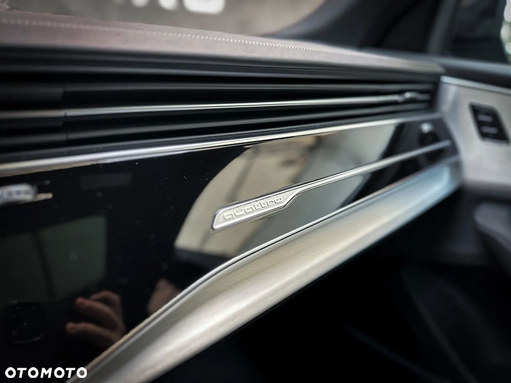 Audi Q8 2025