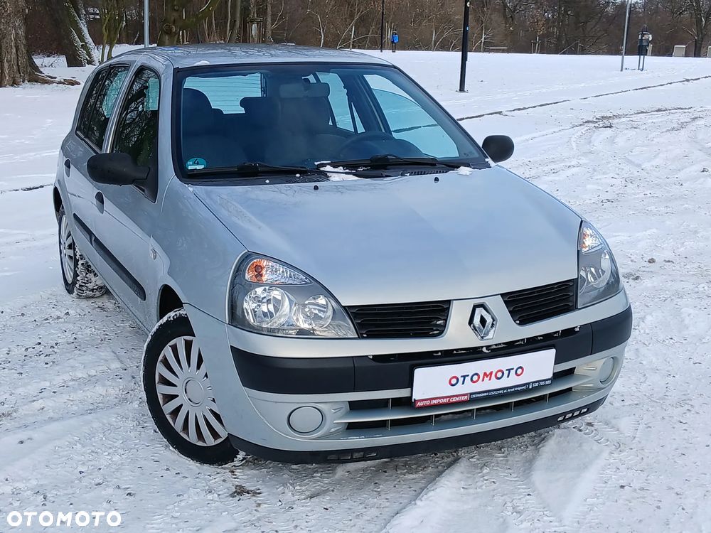Renault Clio 1.2 16V Confort Dynamique - 2