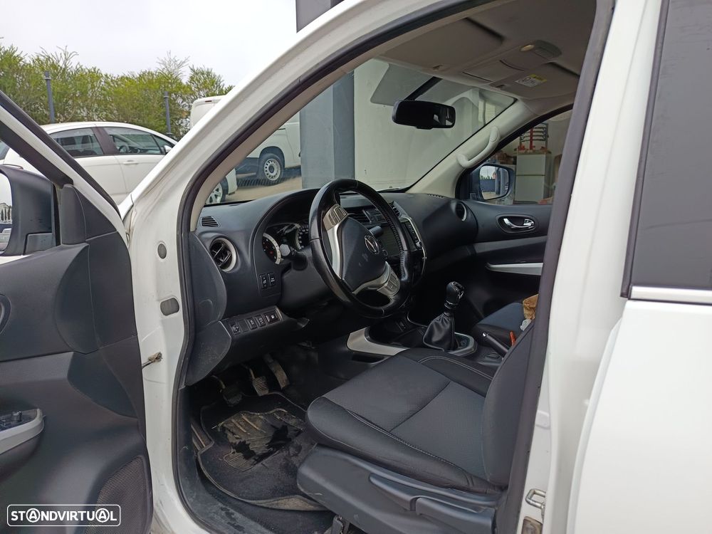 Nissan Navara 2.3 dCi CD 4WD N-Connecta - 8