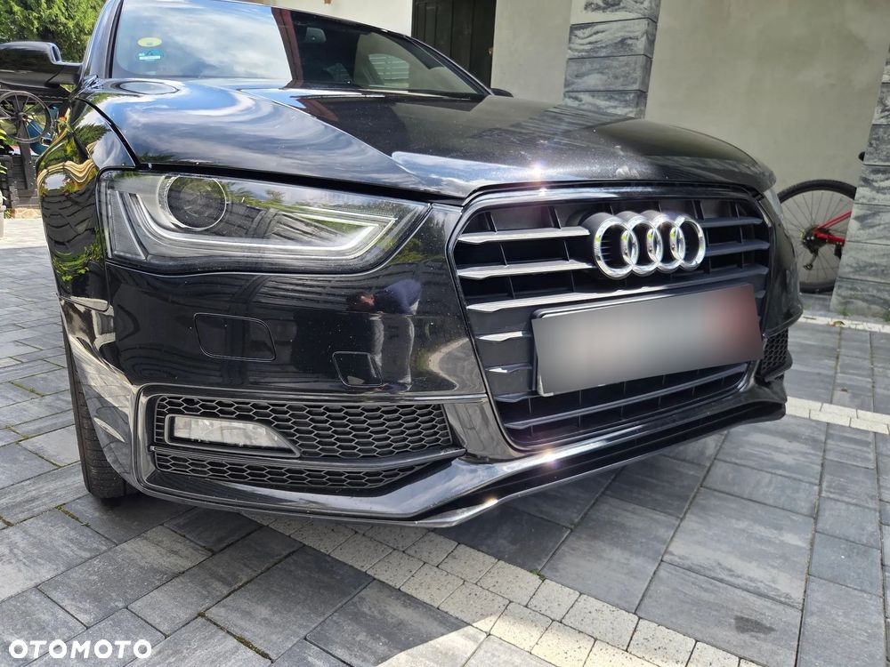 Audi A4 Avant 2.0 TDI DPF clean diesel S line Sportpaket - 9