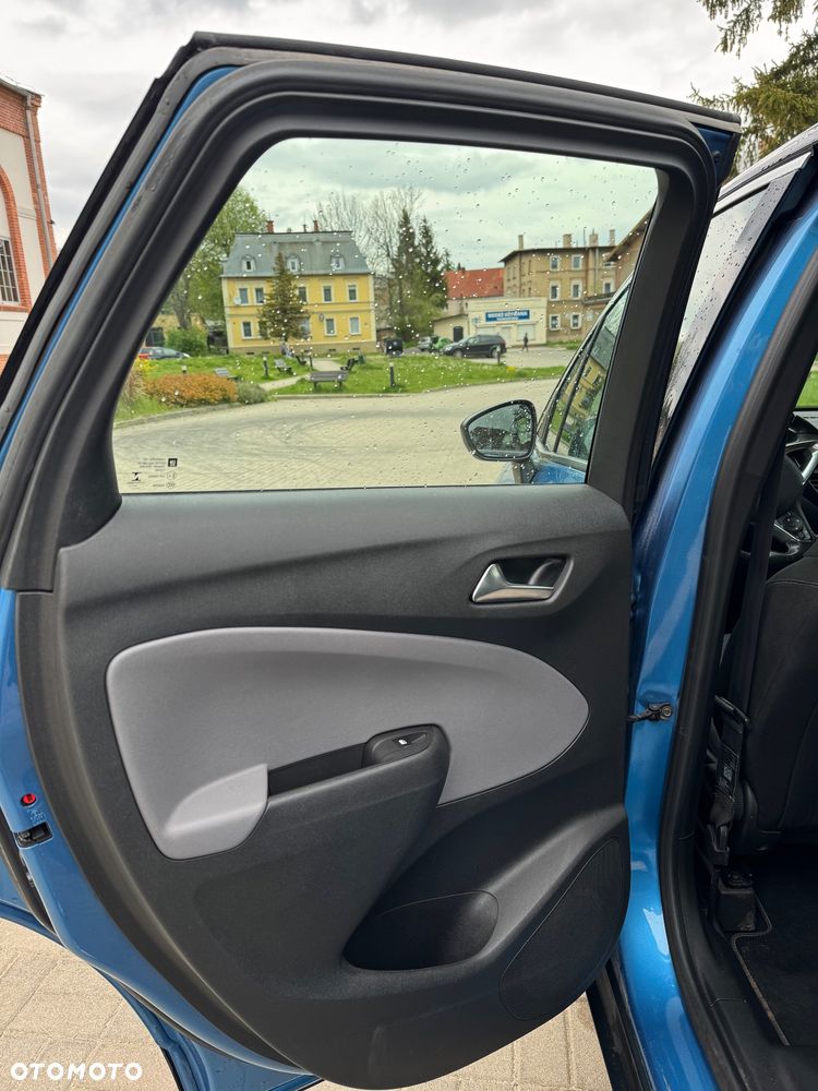 Opel Crossland X - 11
