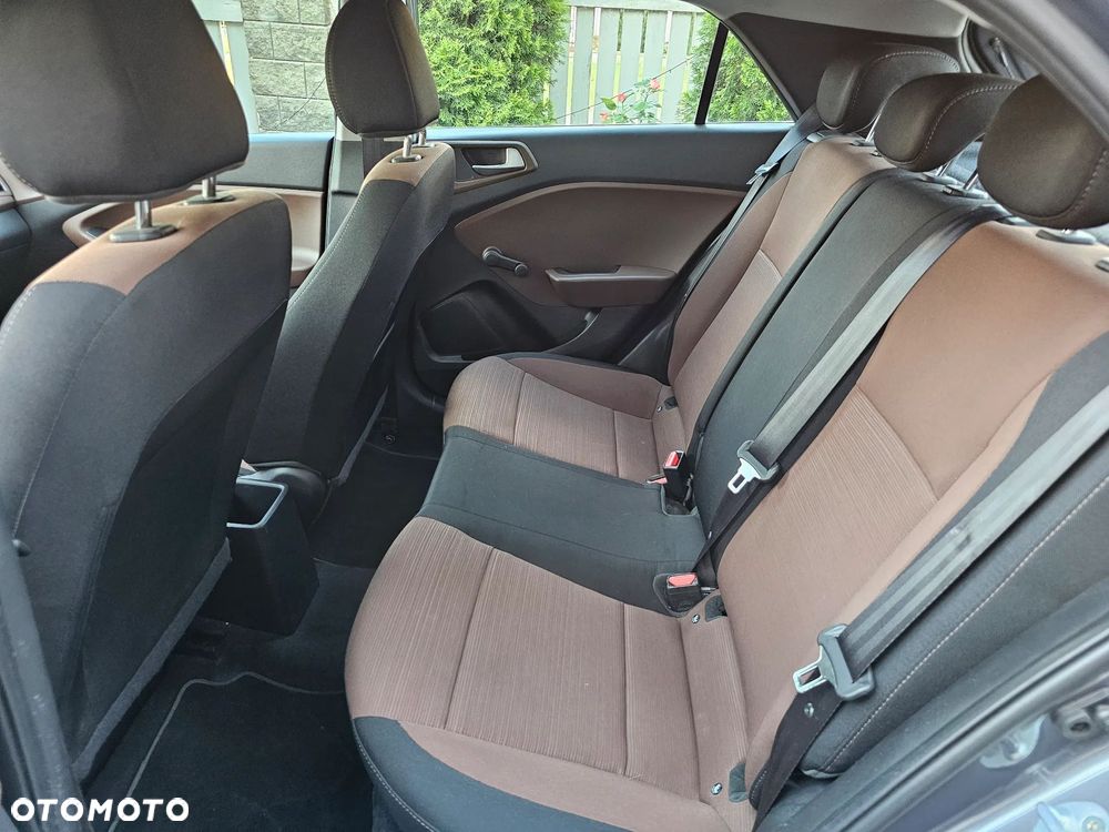 Hyundai i20 1.2 Classic - 28