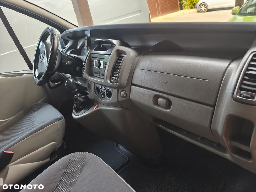 Opel Vivaro - 6