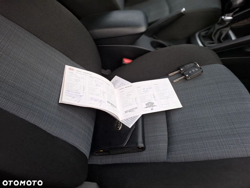 Kia Ceed 1.4 CVVT Dream-Team Edition - 6