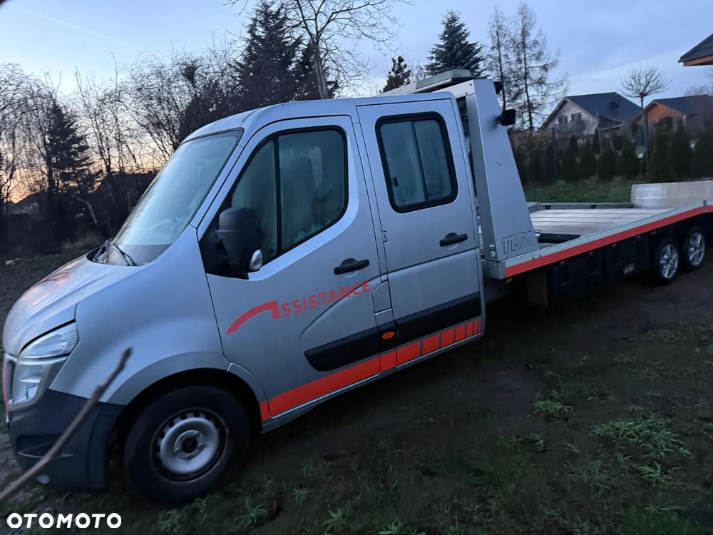 Nissan NV400 - 22